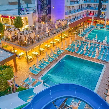 Club Big Blue Hotel